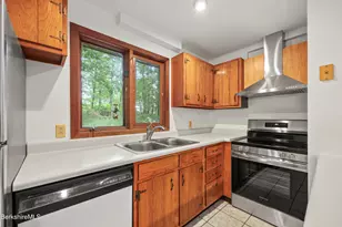 119 Buxton Hill Rd, Williamstown, MA 01267 - Photo 12