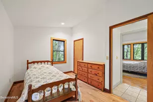 119 Buxton Hill Rd, Williamstown, MA 01267 - Photo 22