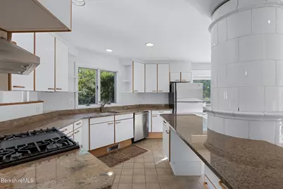184 Christian Hill Rd, Great Barrington, MA 01230 - Photo 12