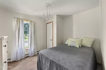 159 Cascade St, Pittsfield, MA 01201 - Photo 16