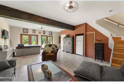 159 Cascade St, Pittsfield, MA 01201 - Photo 20