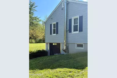 1100 Middle Rd, Clarksburg, MA 01247 - Photo 6