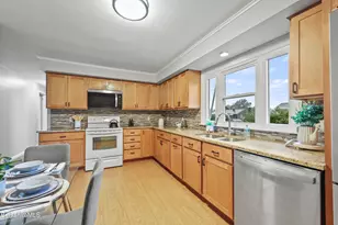 208 Dalton Division Rd, Pittsfield, MA 01201 - Photo 14