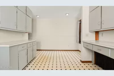 85 Church St, Lenox, MA 01240 - Photo 6