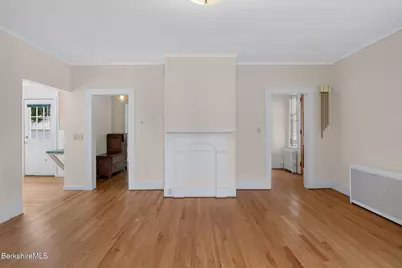 24 Elmvale Place, Pittsfield, MA 01201 - Photo 30