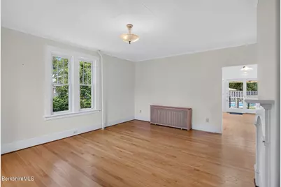 24 Elmvale Place, Pittsfield, MA 01201 - Photo 28