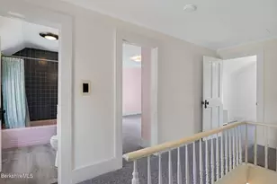 24 Elmvale Pl, Pittsfield, MA 01201 - Photo 44