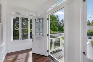 24 Elmvale Pl, Pittsfield, MA 01201 - Photo 22