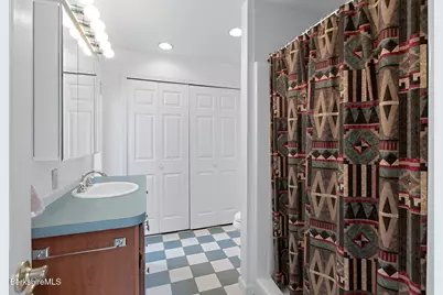 24 Elmvale Place, Pittsfield, MA 01201 - Photo 42