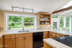 523 Hancock Rd, Williamstown, MA 01267 - Photo 34