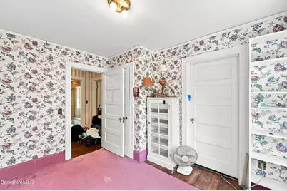 31 Brunswick St, Pittsfield, MA 01201 - Photo 28