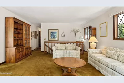 820 Robinson Rd, Hinsdale, MA 01235 - Photo 8