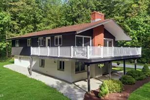 820 Robinson Rd, Hinsdale, MA 01235 - Photo 4