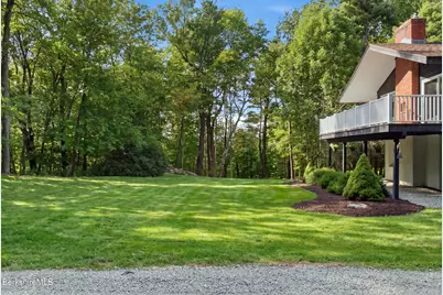 820 Robinson Rd, Hinsdale, MA 01235 - Photo 40