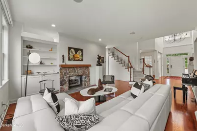 9 Fairwynds Dr, Lenox, MA 01240 - Photo 10
