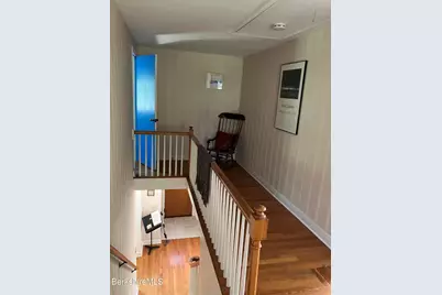 16 Wellesley St, Pittsfield, MA 01201 - Photo 4