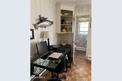 16 Wellesley St, Pittsfield, MA 01201 - Photo 6