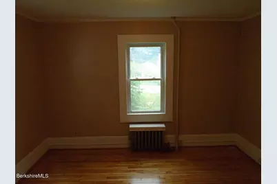 27-29 Temple St, Adams, MA 01220 - Photo 8