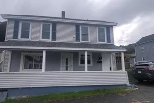 8 Godek St, Adams, MA 01220 - Photo 4