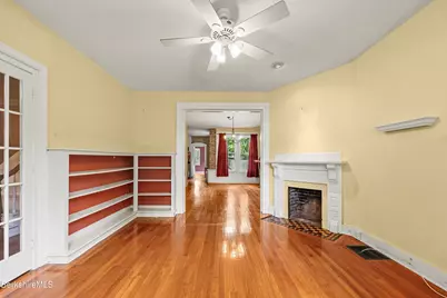 46 Pomeroy Ave, Pittsfield, MA 01201 - Photo 8