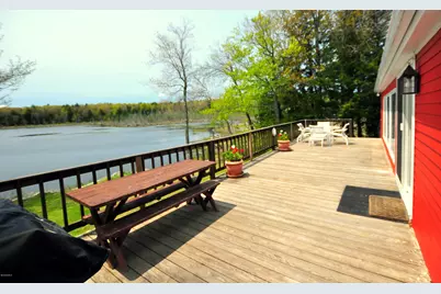 416 Silver Leaf Dr, Becket, MA 01223 - Photo 12