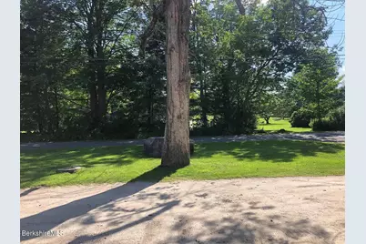 100 Robinson Rd #A, Hinsdale, MA 01235 - Photo 12