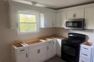 100 Robinson Rd, Hinsdale, MA 01235 - Photo 4
