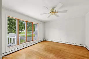 49 Dutchess Ave, Pittsfield, MA 01201 - Photo 8