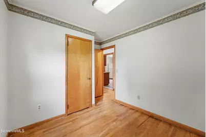 49 Dutchess Ave, Pittsfield, MA 01201 - Photo 24