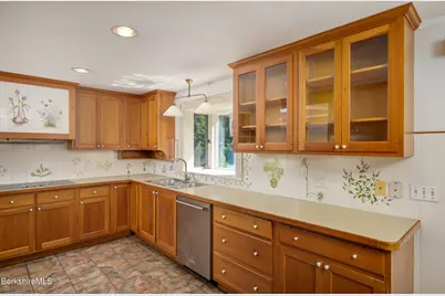 59 Longview Ter, Williamstown, MA 01267 - Photo 12