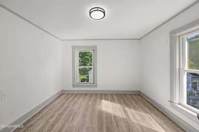 75 Brooklyn St, North Adams, MA 01247 - Photo 20
