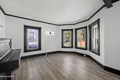 75 Brooklyn St, North Adams, MA 01247 - Photo 6