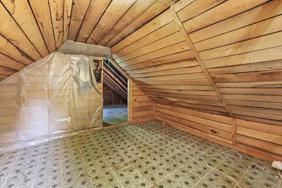 75 Brooklyn St, North Adams, MA 01247 - Photo 26