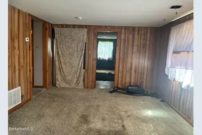820 Greylock St, Lee, MA 01238 - Photo 6