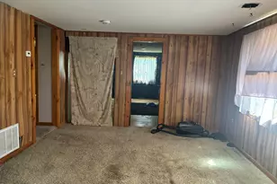 820 Greylock St, Lee, MA 01238 - Photo 6