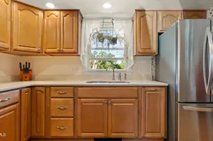 5 Magnolia St, Great Barrington, MA 01230 - Photo 10