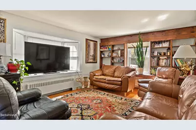 5 Magnolia St, Great Barrington, MA 01230 - Photo 4