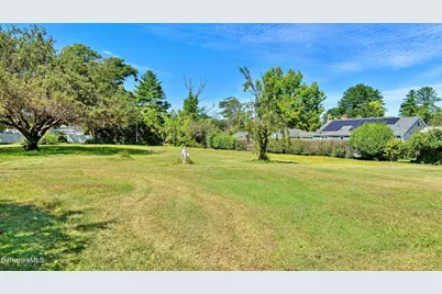 5 Magnolia St, Great Barrington, MA 01230 - Photo 28
