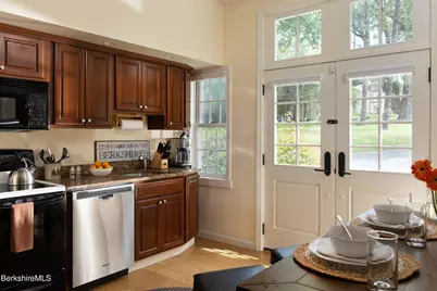 135 Stockbridge Rd, Lee, MA 01238 - Photo 10