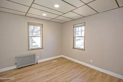 96 Boylston St Ext, Pittsfield, MA 01201 - Photo 24