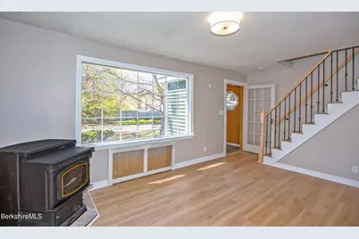 96 Boylston St Ext, Pittsfield, MA 01201 - Photo 18