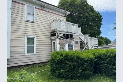 66 Quincy St, North Adams, MA 01247 - Photo 34