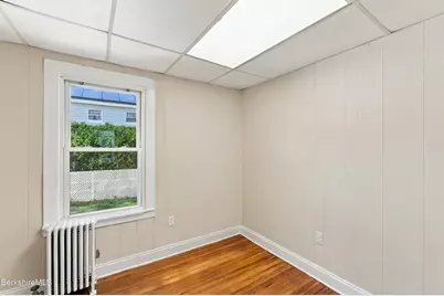 59 Harris St, Pittsfield, MA 01201 - Photo 8