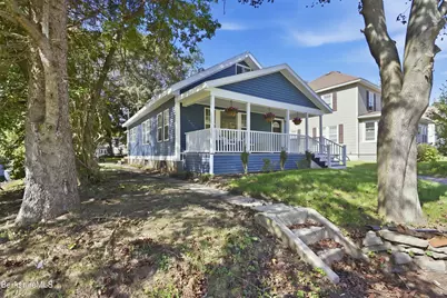 11 Allengate Ave, Pittsfield, MA 01201 - Photo 2