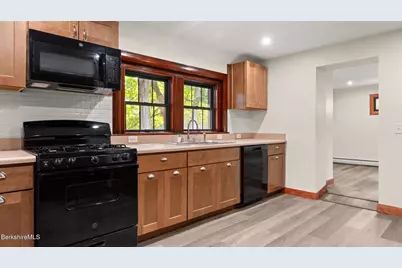 3 Tor Ct, Pittsfield, MA 01201 - Photo 14