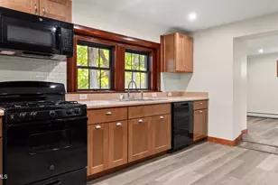 3 Tor Ct, Pittsfield, MA 01201 - Photo 14