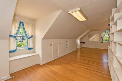 5 Whitman St, Pittsfield, MA 01201 - Photo 14