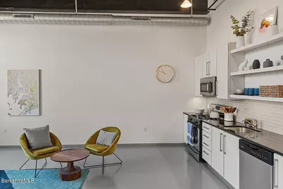 160 Water St #411, Williamstown, MA 01267 - Photo 16