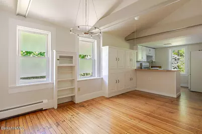 14 Fairview Rd, Great Barrington, MA 01230 - Photo 8
