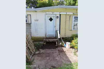 7-17-25 Railroad St, Cheshire, MA 01225 - Photo 24